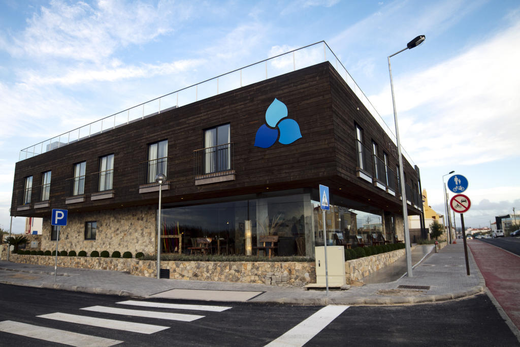 Surfers Lodge Peniche Εξωτερικό φωτογραφία
