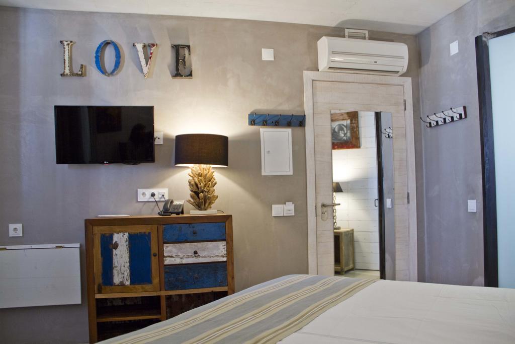Surfers Lodge Peniche Εξωτερικό φωτογραφία